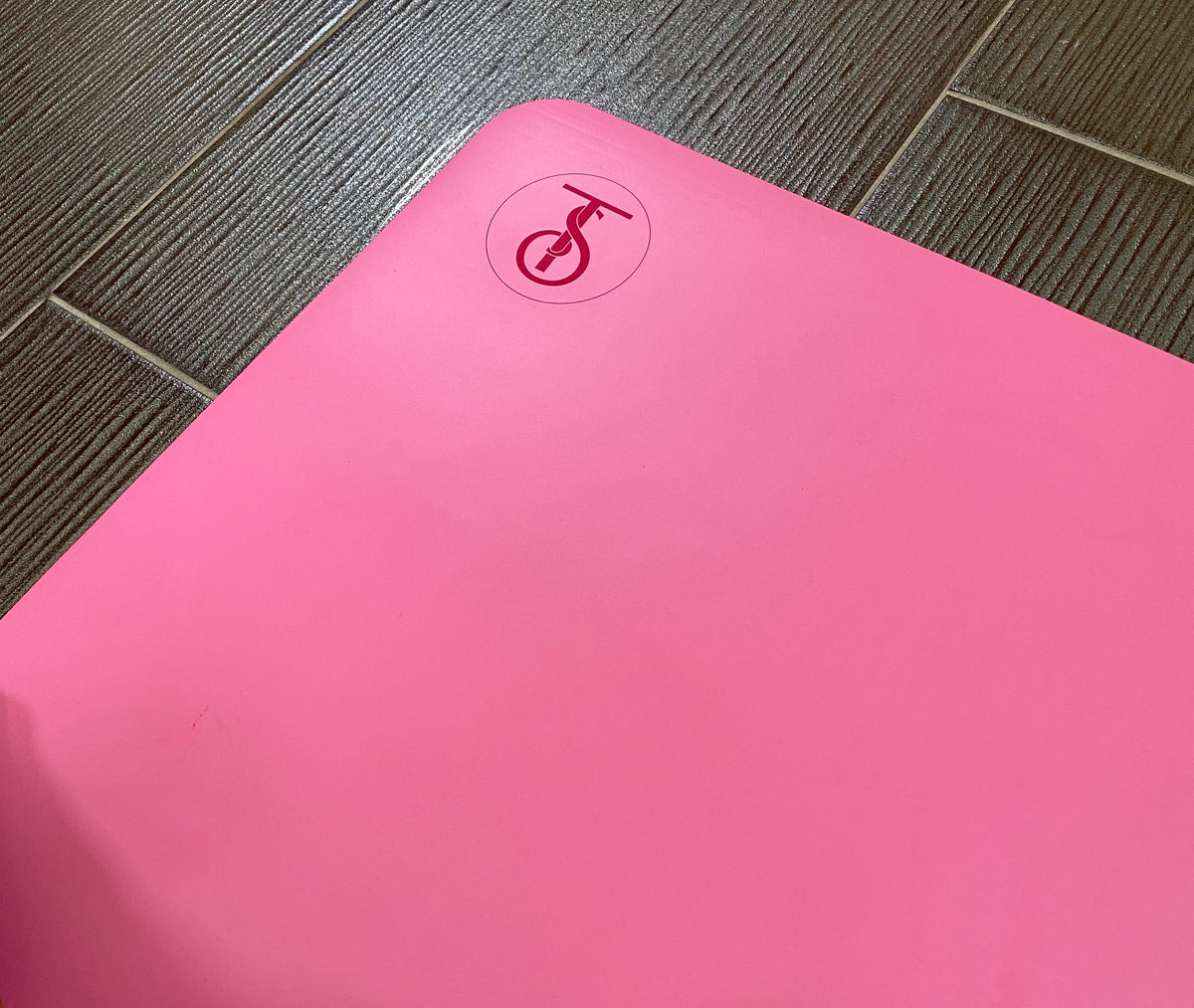 Get A Grip Yoga Mat Bundle 🧘🏿‍♀️